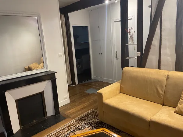 Loue meublé, charme de l'ancien, Paris 6ème, M° Vavin, 28m²