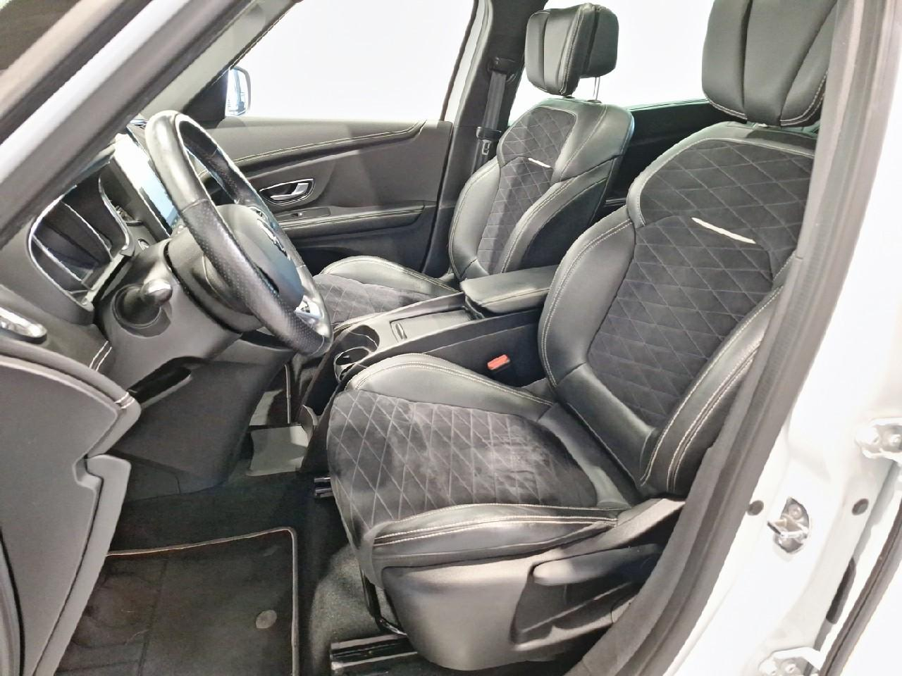 Renault Scenic grand scenic tce 140 fap edc - 21 sl black edition — photo 9