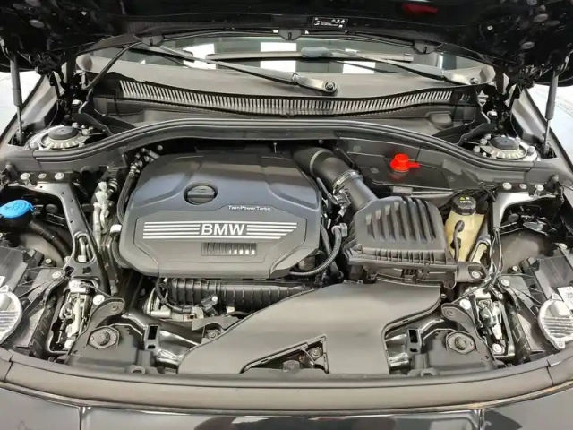 Bmw Serie 1 118i 136 ch — photo 17