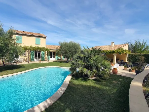 Maison 8 pièces 200 m²