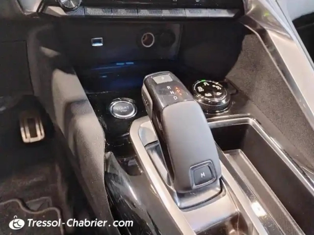 Peugeot 3008 1.2 puretech 130ch s&amp;s eat6 crossway — photo 5