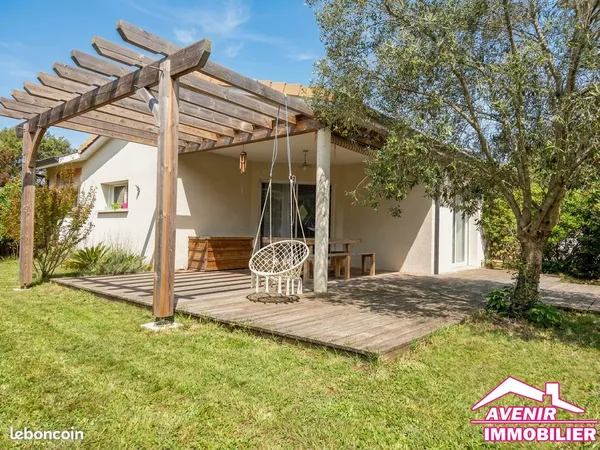 📍 Maison à vendre - 3 chambres, proche centre - LE PORGE