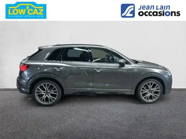 Audi Q3 35 tfsi 150 ch s tronic 7 — photo 4