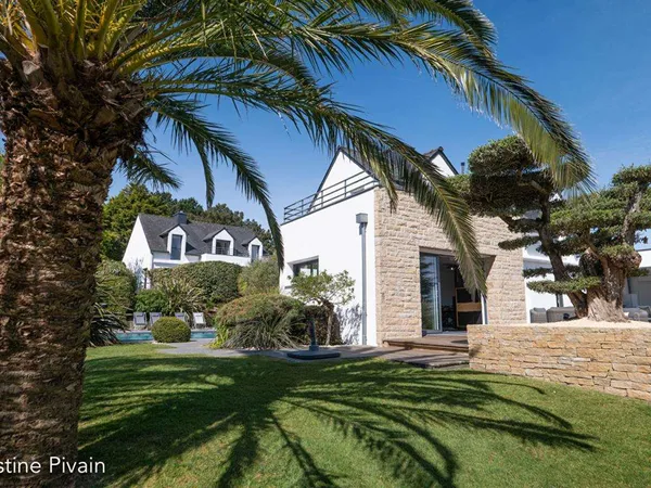 Maison 12 pièces 250 m²