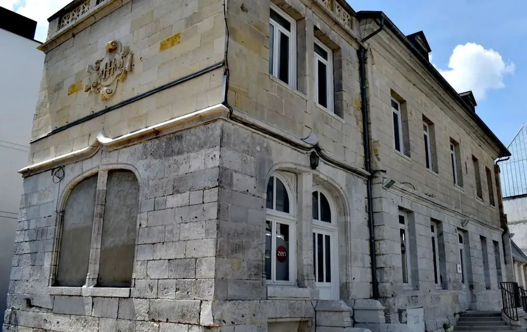 Photo 1