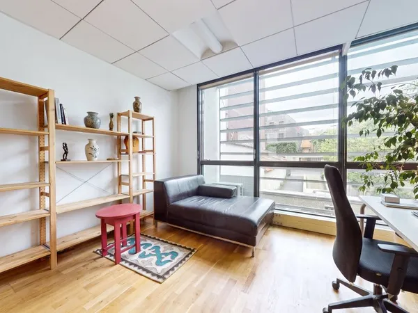 Bel atelier 40m² à Montreuil, proche Mairie - idéal création/bureau