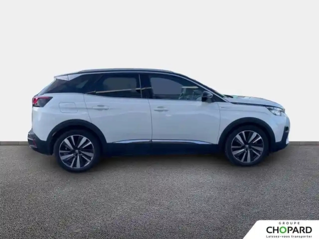 Peugeot 3008 hybrid4 300 e-eat8 — photo 4