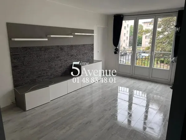 APPARTEMENT BORDS DE MARNE