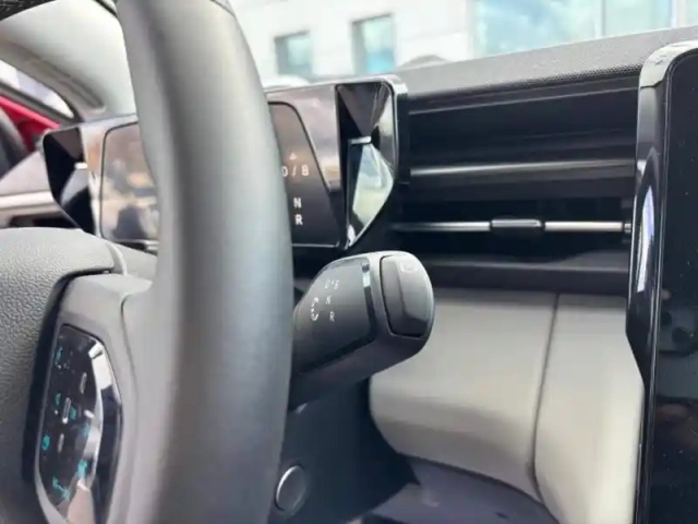 Ford Explorer 286ch extended range 77kwh select rwd — photo 13