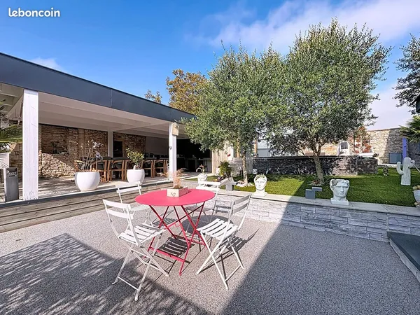 Maison 7 pièces 160 m²