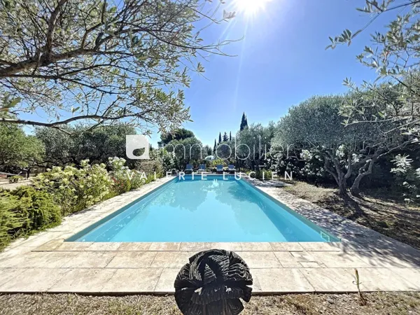Villa Provençale avec vue sur les Alpilles