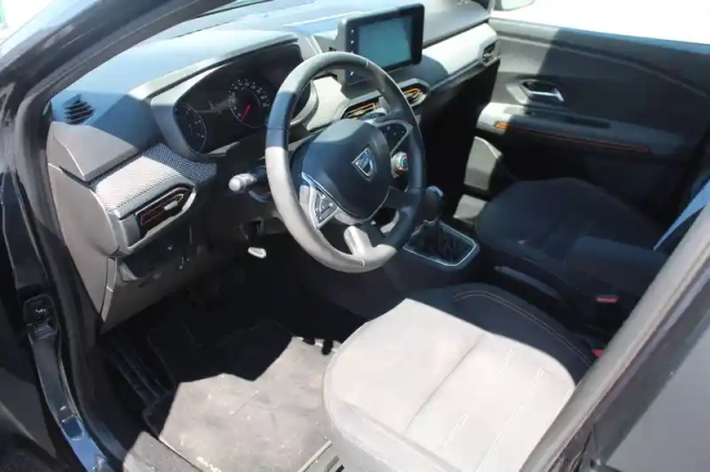 Dacia Sandero tce 90 cvt - 22 — photo 25