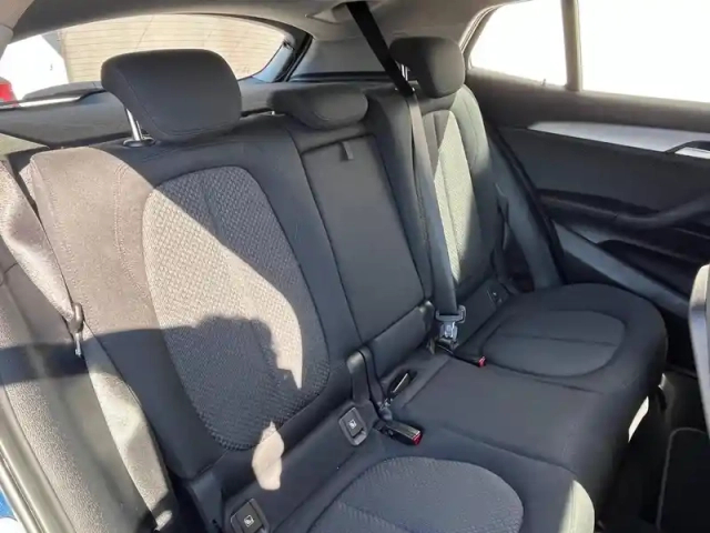Bmw X2 sdrive18da 150ch business design euro6d-t — photo 28