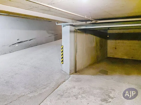 Parking 11 m²