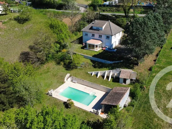 Maison 5 pièces 180 m²