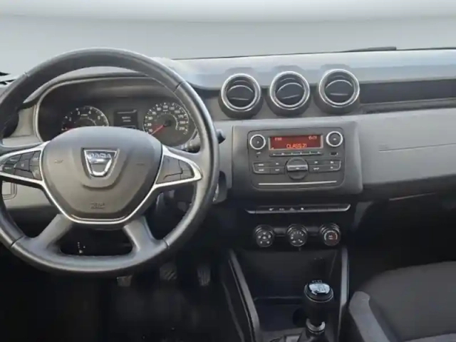 Dacia Duster 1.0 eco-g 100ch essential 4x2 — photo 3