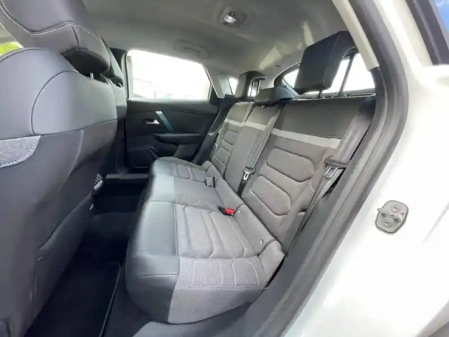 Citroën C4 moteur électrique 136ch (100 kw) feel pack automatique — photo 9