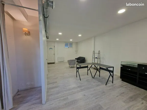 BUREAUX 38 m² VILLIERS LE BEL