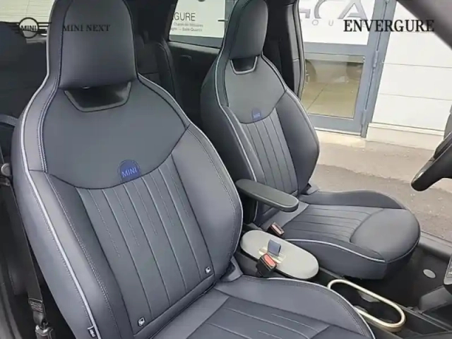 Mini Cooper 3 portes se 218ch favoured — photo 10