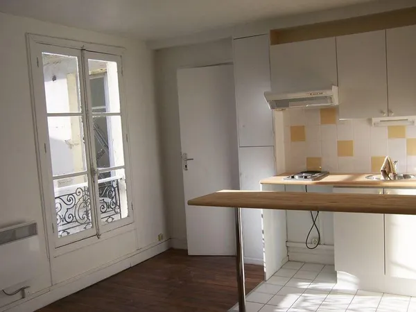Studio Paris 9è Place Saint Georges