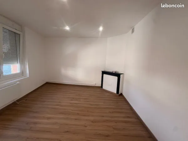 Maison familiale 110 m² entièrement rénovée - Saint-Quentin - 1 150 HC