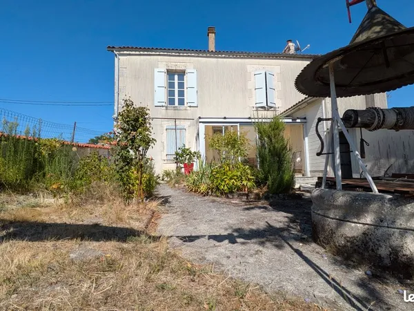 Maison de village