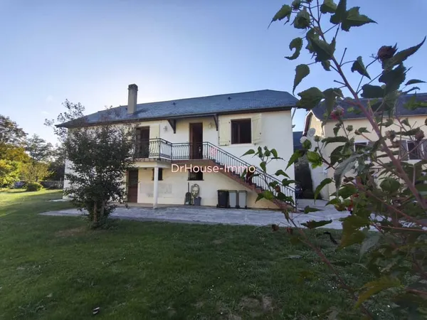 OGEU-LES-BAINS ENSEMBLE IMMOBILIER À FORT POTENTIEL 2 MAISONS + GRANGE + TERRAIN CONSTRUCTIBLE 1 650