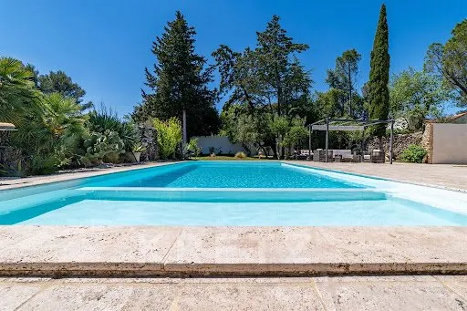 Maison 7 pièces 200 m²