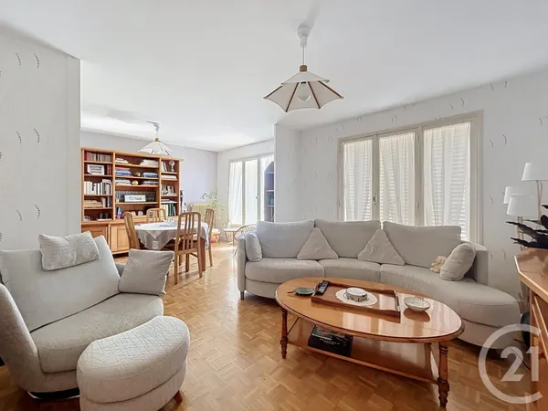 Appartement 3 pièces 81 m²