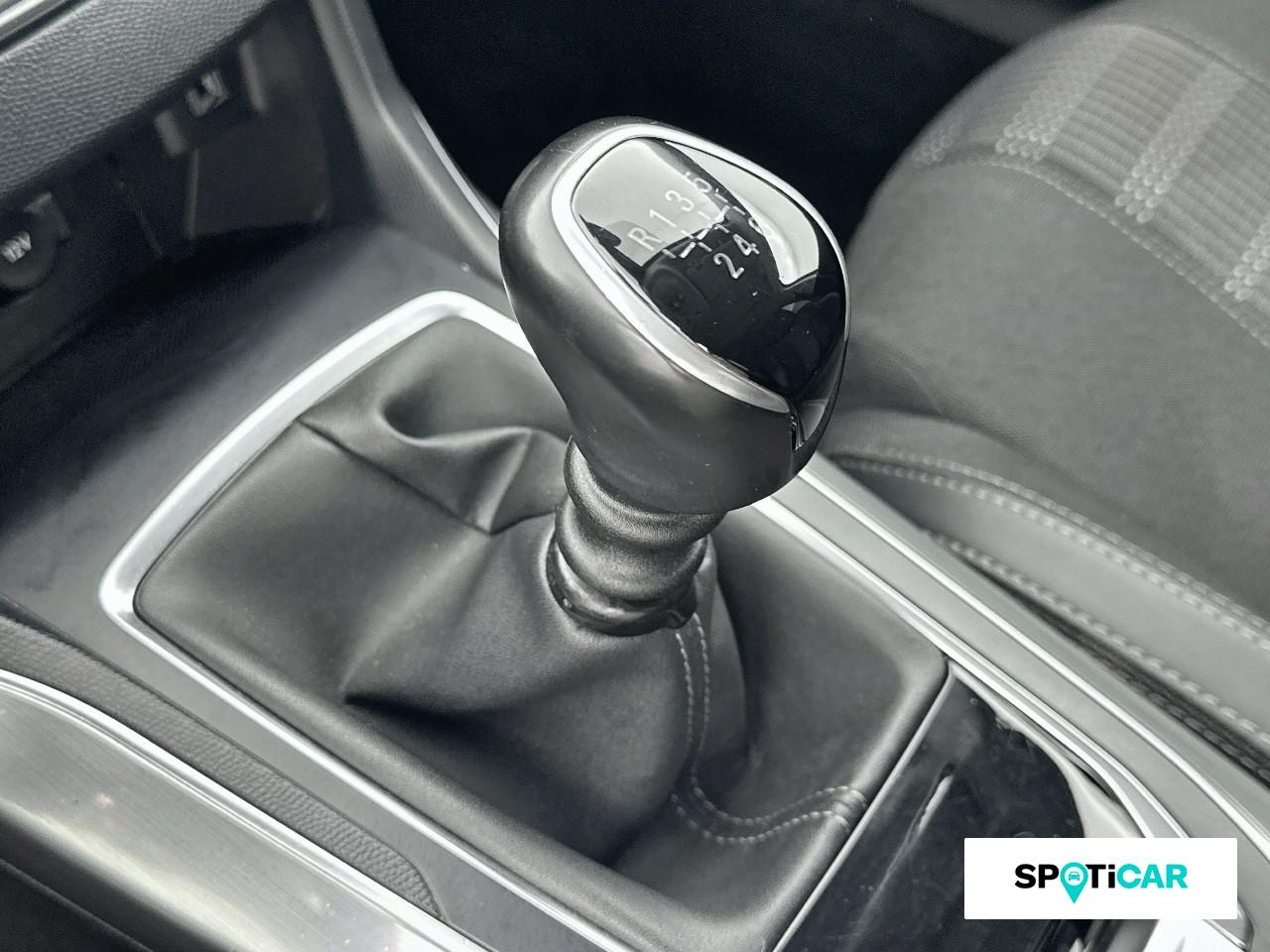 Peugeot 308 sw 1.5 bluehdi 130ch s&s allure — photo 14
