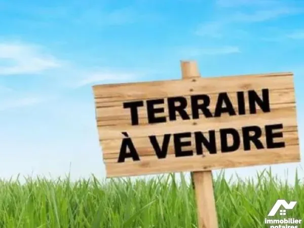 Terrain 560 m²