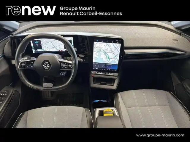 Renault Megane e-tech electric ev60 220ch techno optimum charge — photo 13