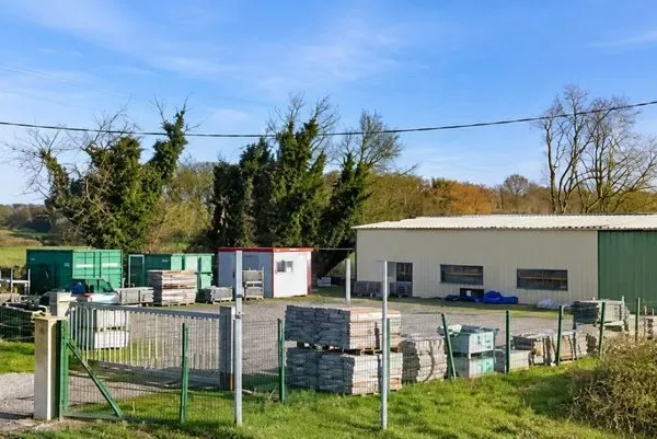 Atelier 240 m² Tartas