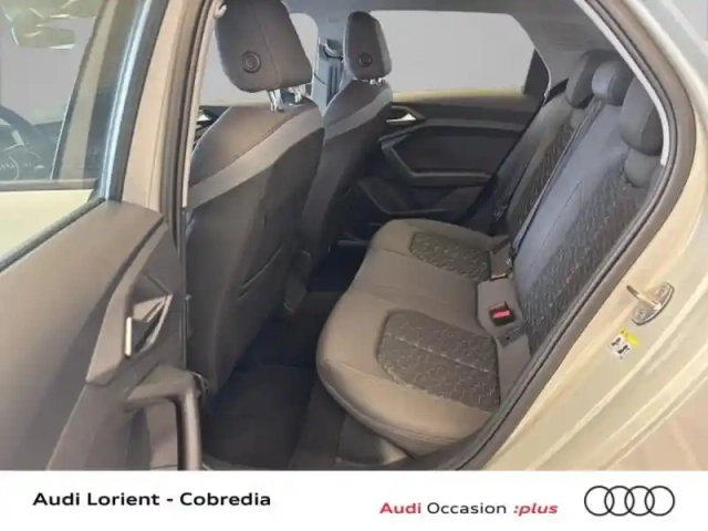 Audi A1 sportback 25 tfsi 95ch design s tronic 7 — photo 8