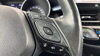 Toyota C-Hr 184h Collection 2WD E-CVT MC19 — photo 24