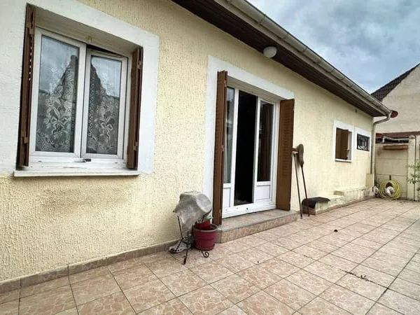 Maison de plain-pied 4 pièces 77 m²