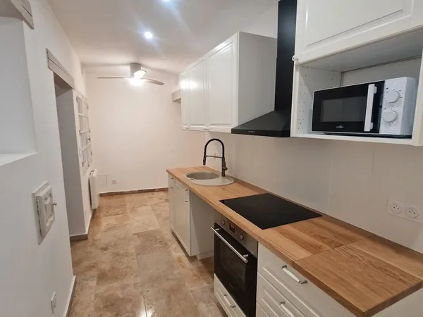 Appartement Studio Centre-ville Arles 30 m²