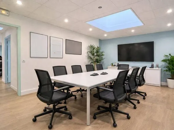 Bureaux 186 m²