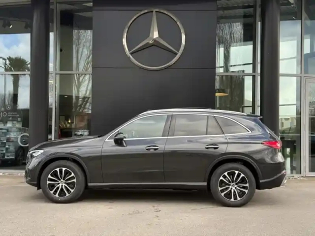 Mercedes Glc suv 200 d 4matic avantgarde line — photo 10