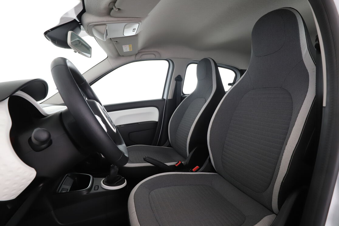 Renault Twingo 1.0 SCe Zen — photo 9