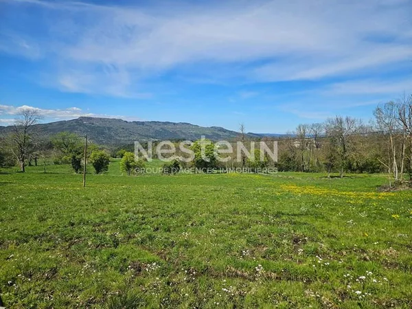 Terrain 1470 m²