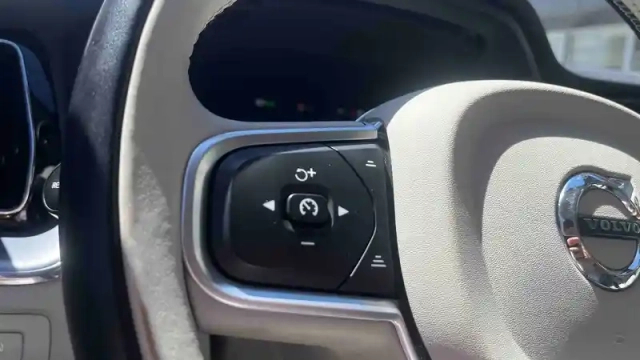 Volvo Xc60 t6 recharge awd 253 ch + 145 ch geartronic 8 — photo 25