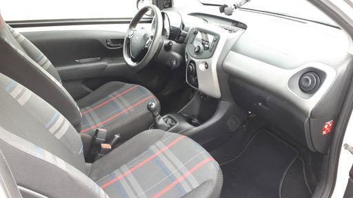 Peugeot 108 1.0 VTi 69 - Active – 2014 – 160316 km – Essence – Boîte Manuelle — photo 14