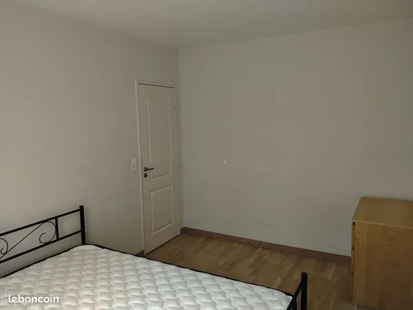 Colocation à Paris 11e - Chambre de 12 m² dans une ambiance conviviale