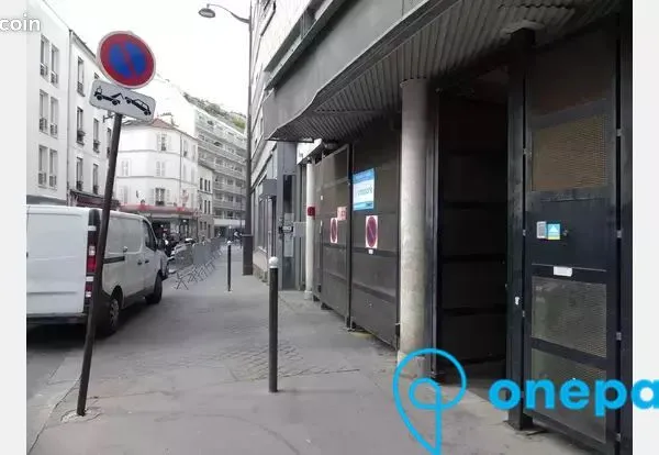 Parking/box 12 m² PARIS 20