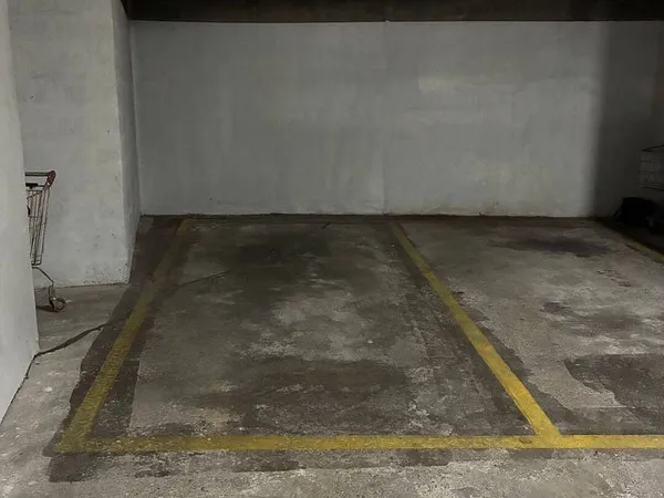 Parking 10 m²