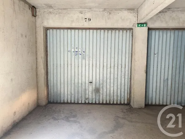 Parking 15 m²