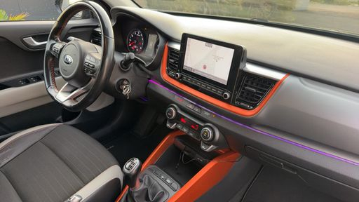 Kia Stonic 1.0 T-GDi 100 Mild Hybrid - Launch Edition – 2021 – 63308 km – Hybride essence – Boîte Manuelle — photo 19