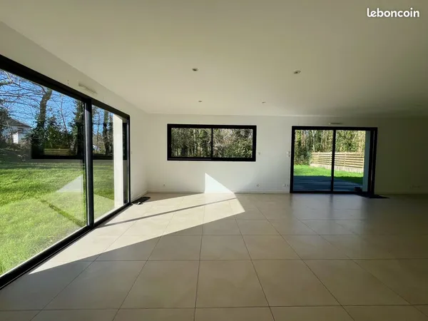 Maison 4 pièces 151 m²