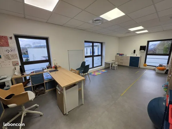 Bureaux 72 m² Voiron